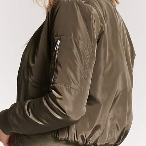 🖤SOLD🖤Forever 21 olive bomber jacket - Picture 3 of 4